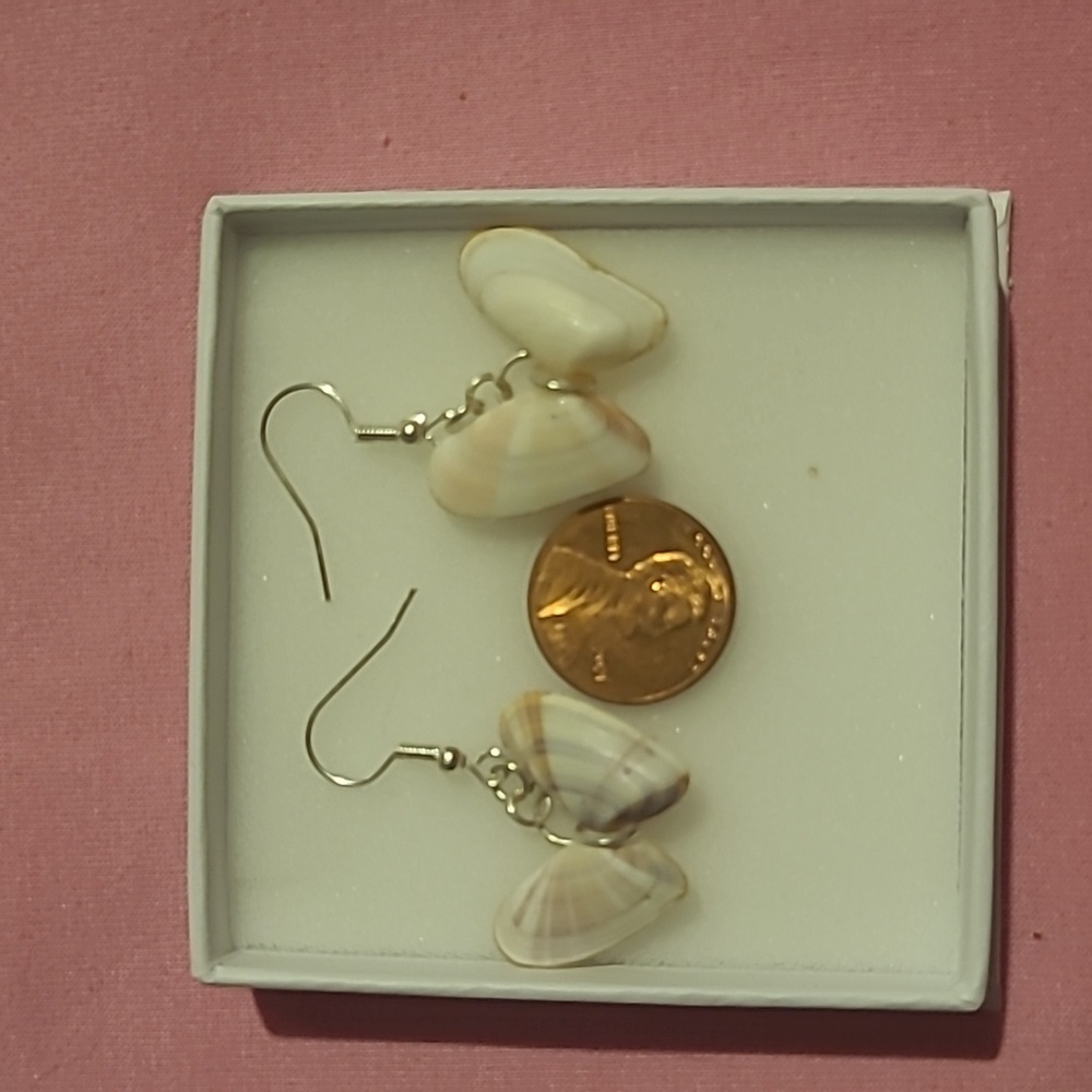 Hand Made Shell Earrings - Picture 3 of 4